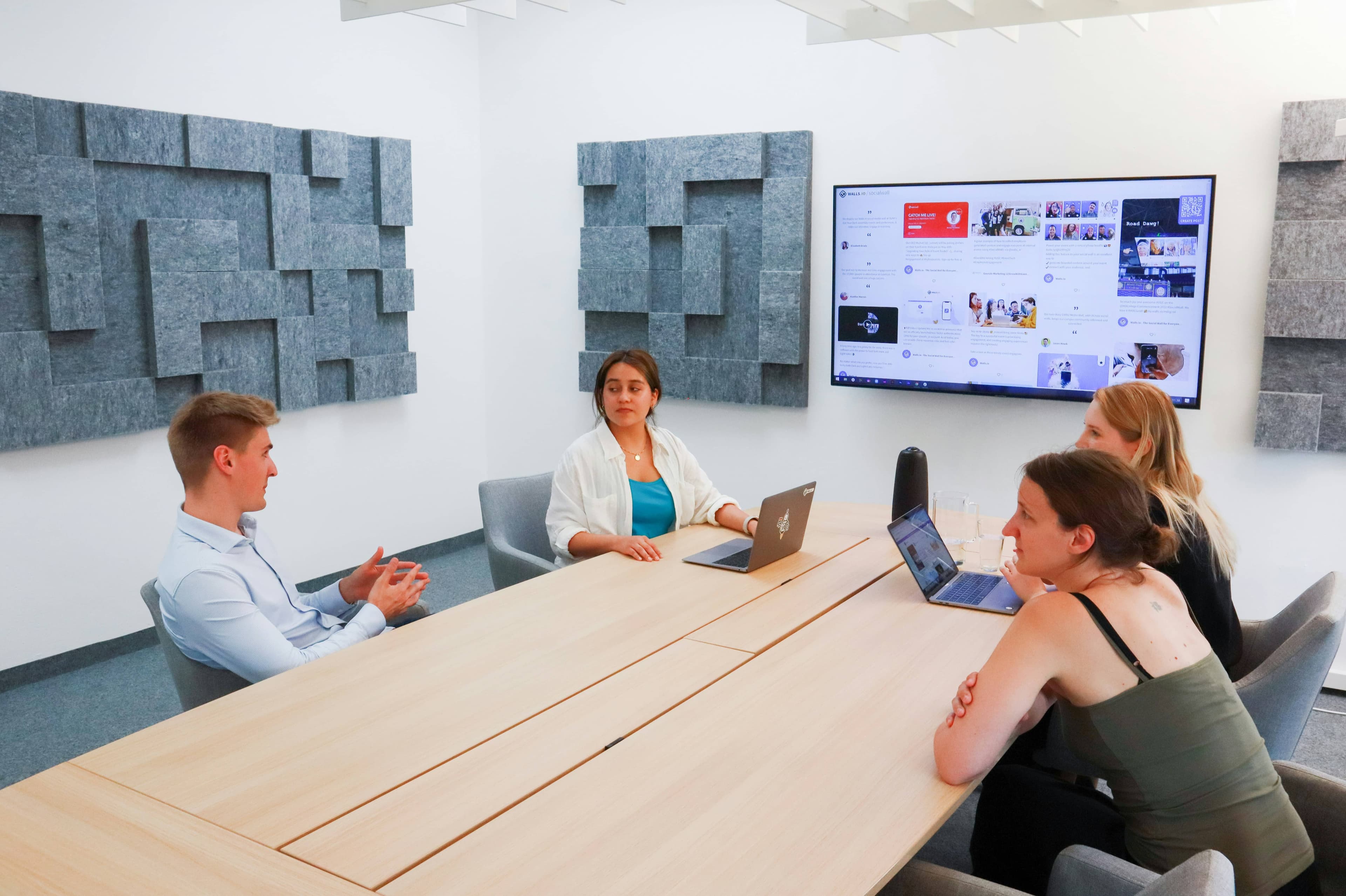 Meeting Rooms Solutions